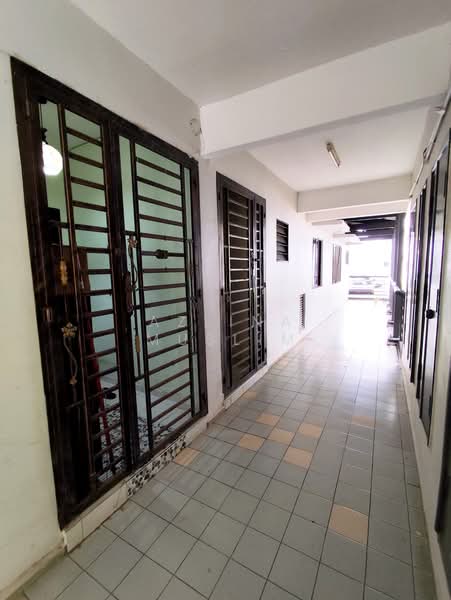 Apartment for Sale at Seri Mutiara Apartment - Azlina Muslim - Corridor - PropertyGuru.com.my