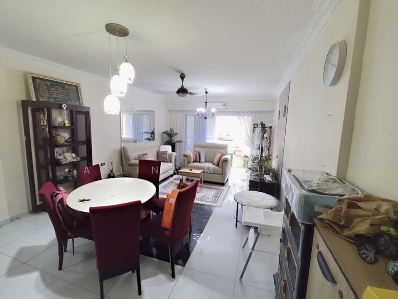 Apartment for Sale at Seri Mutiara Apartment - Azlina Muslim - Living Room - PropertyGuru.com.my
