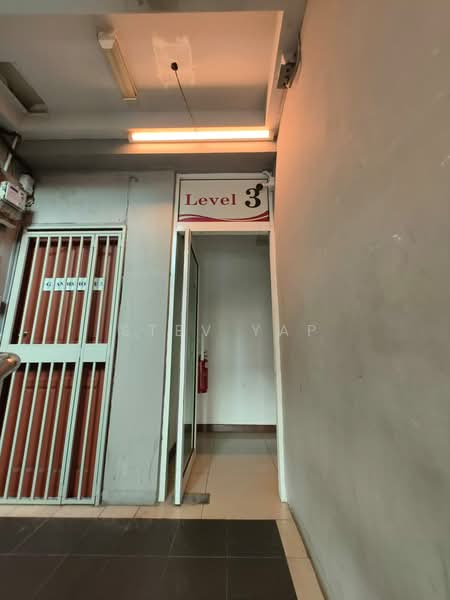 Kedai / Pejabat untuk Dijual di Kota Kinabalu (Sabah) - Stev Yap - Corridor - PropertyGuru.com.my