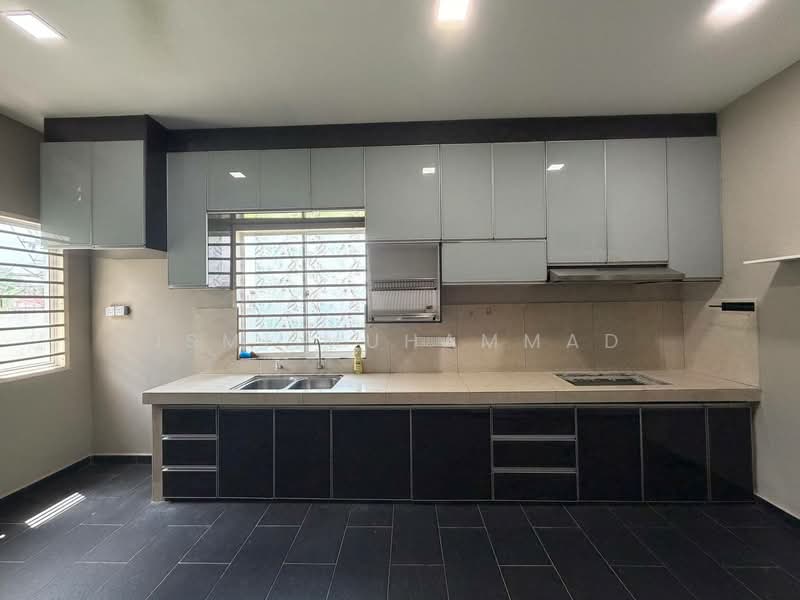 Rumah Berkembar untuk Dijual di Sikamat (Negeri Sembilan) - Ismi Muhammad - Kitchen - PropertyGuru.com.my
