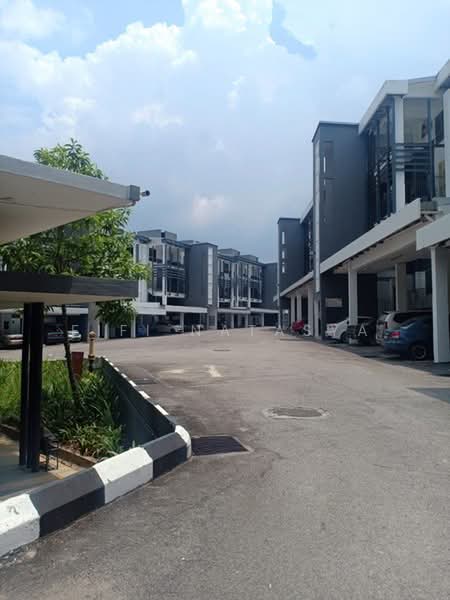 Townhouse for Sale in Cyberjaya (Selangor) - Fifi Natasya - Exterior - PropertyGuru.com.my