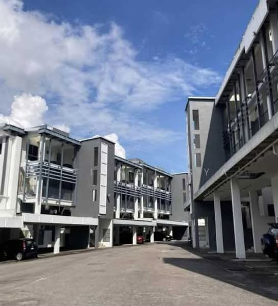 Townhouse for Sale in Cyberjaya (Selangor) - Fifi Natasya - Exterior - PropertyGuru.com.my