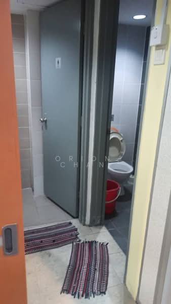 Shop / Office for Sale in Bandar Puteri Puchong (Puchong) - Orion Chan - Bathroom - PropertyGuru.com.my