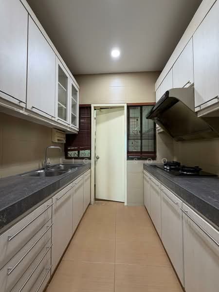Kondominium untuk Disewa di Armanee - Alicia Soo - Kitchen - PropertyGuru.com.my