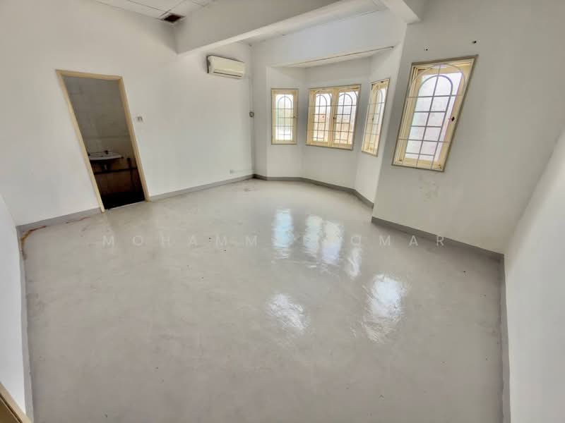 Rumah Teres 2 Tingkat untuk Dijual di Seksyen 7 (Shah Alam) - Mohammad Omar - PropertyGuru.com.my