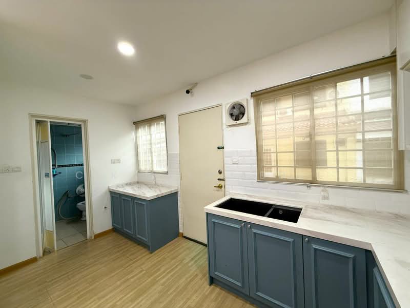 Rumah Teres 2 Tingkat untuk Dijual di KLCC (KL City Centre) - Cik Maya Abdul - Kitchen - PropertyGuru.com.my