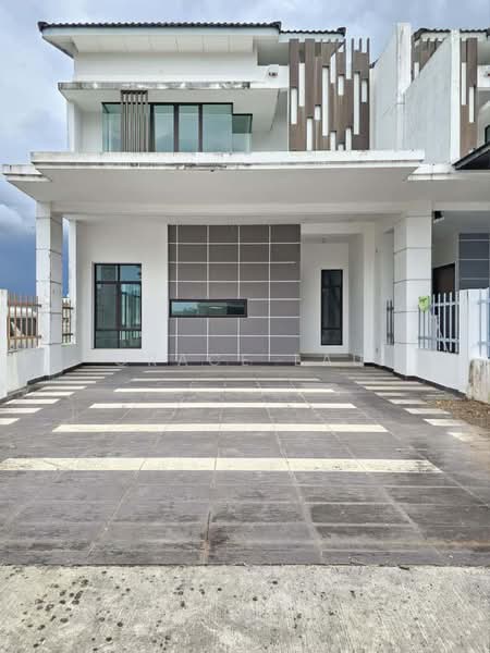 2-storey Terraced House for Sale in Johor Bahru (Johor) - Grace Lau - PropertyGuru.com.my