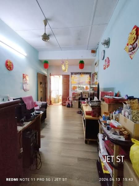 Rumah Teres 1 Tingkat untuk Dijual di Taman Mewah Jaya (Klang) - Eunice Lim - Living Room - PropertyGuru.com.my