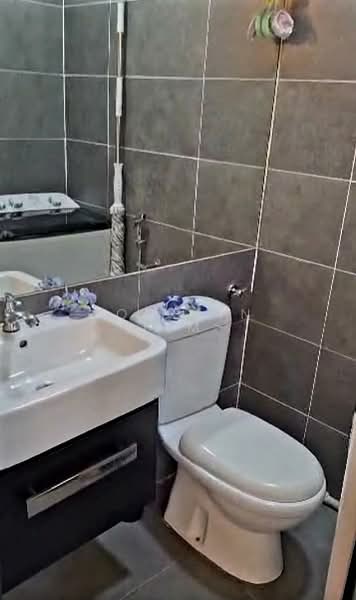 Condominium for Rent at Empire Damansara (Empire SOHO 2) - Jocelin Lim - Bathroom - PropertyGuru.com.my