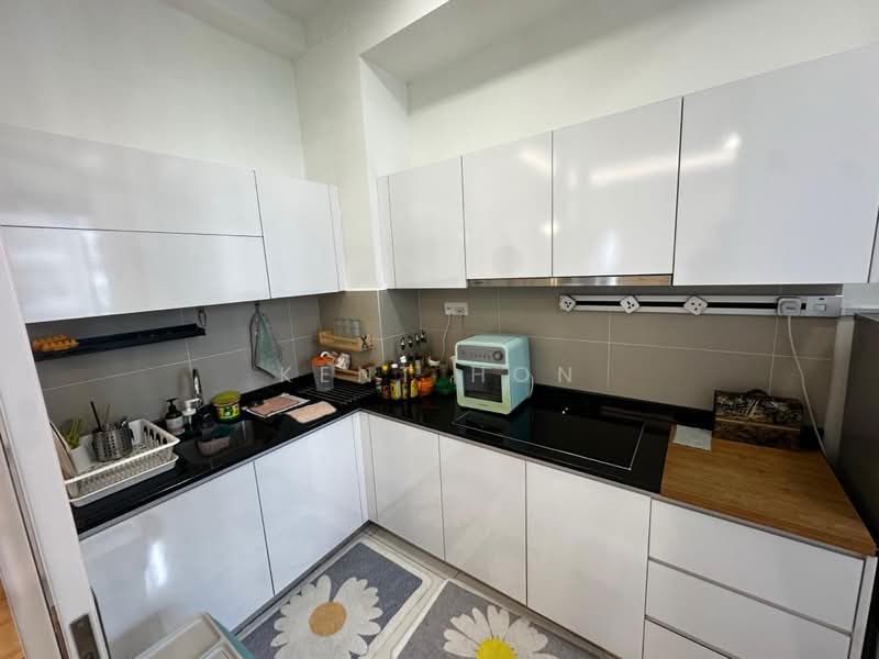 Apartment for Rent at Eco Nest @ Eco Botanic - Kent Hon - Kitchen - PropertyGuru.com.my