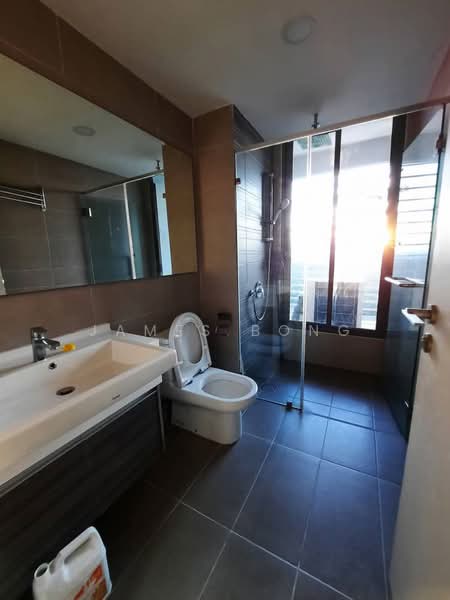 Pangsapuri untuk Disewa di Teega Suites - James Bong - Bathroom - PropertyGuru.com.my