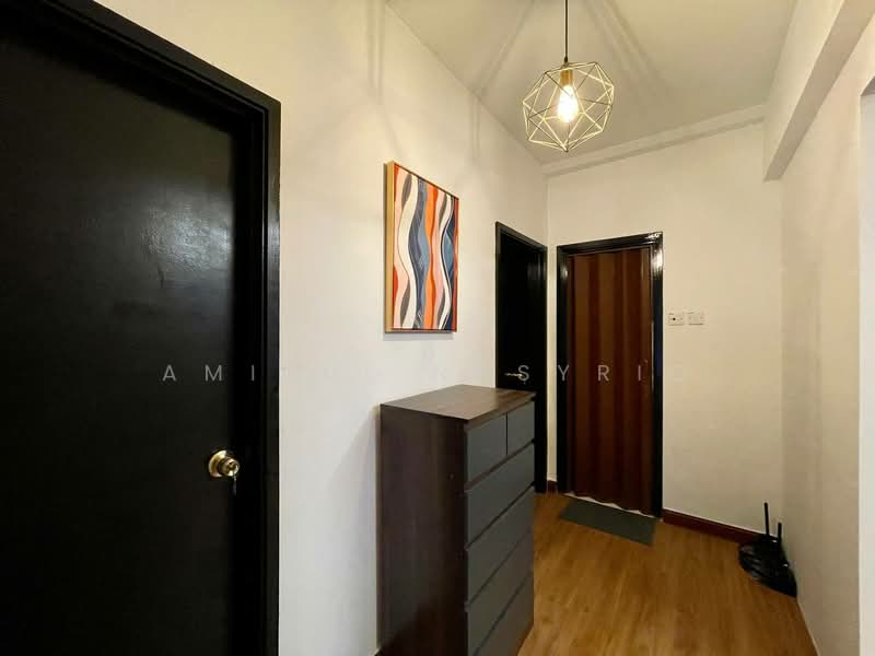 Condominium for Rent at Sri Putramas - Amirul Nasyriq - Corridor - PropertyGuru.com.my