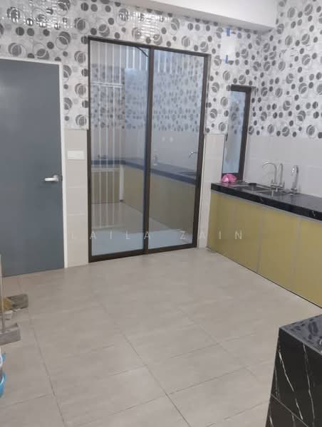 Townhouse for Rent in Sepang (Selangor) - Laila Zain - Kitchen - PropertyGuru.com.my