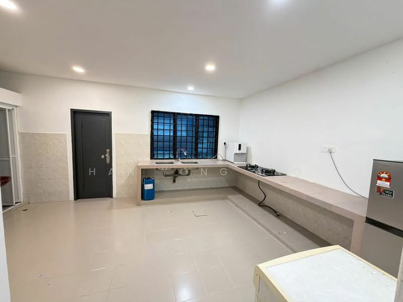 Rumah Teres 1 Tingkat untuk Disewa di Johor Bahru (Johor) - Han Yong Ang - Kitchen - PropertyGuru.com.my
