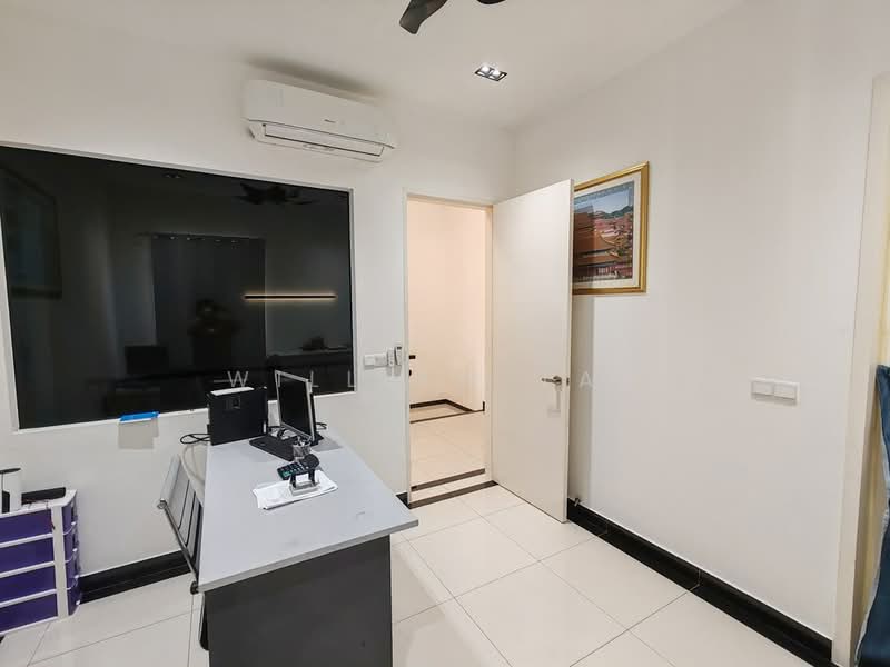 Rumah Kluster untuk Dijual di Setia Tropika (Johor Bahru) - William Tay - Study - PropertyGuru.com.my