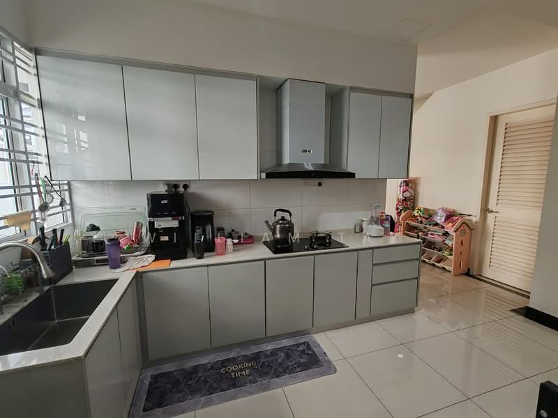Rumah Kluster untuk Dijual di Setia Tropika (Johor Bahru) - William Tay - Kitchen - PropertyGuru.com.my