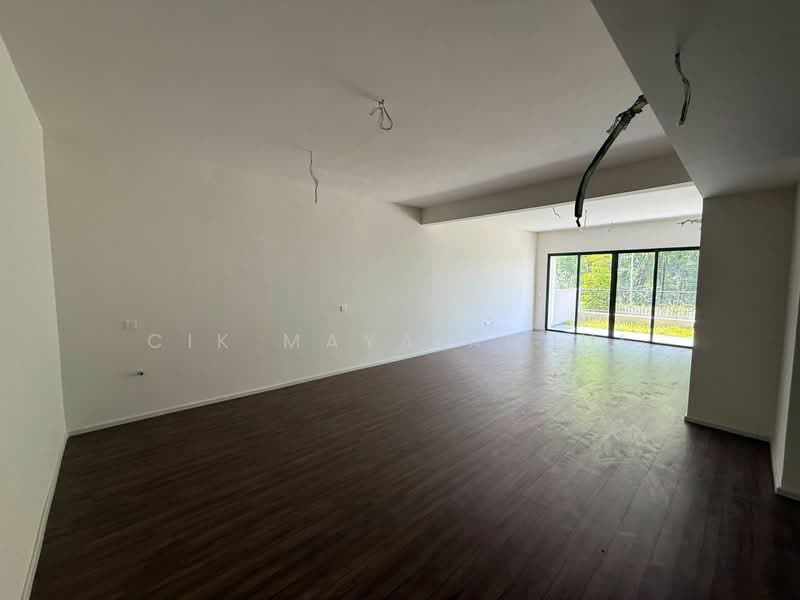 Rumah Teres 3 Tingkat untuk Dijual di Taman Melawati (Ulu Kelang) - Cik Maya Abdul - Living Room - PropertyGuru.com.my