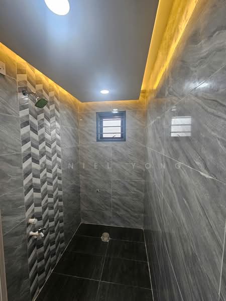 2-storey Terraced House for Sale in Taman Bukit Kempas (Tampoi) - Daniel Yong - Bathroom - PropertyGuru.com.my