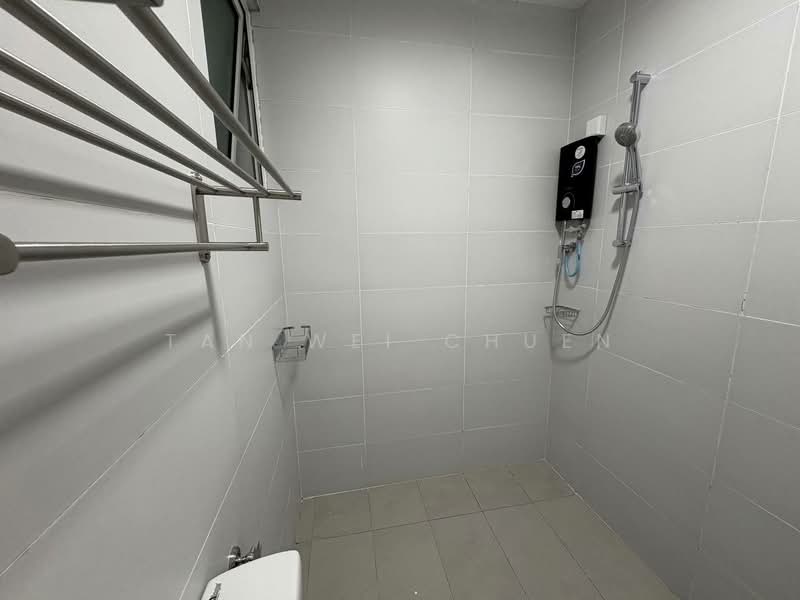 Apartment for Rent at Nadayu 801 - Tan Wei Chuen - Bathroom - PropertyGuru.com.my