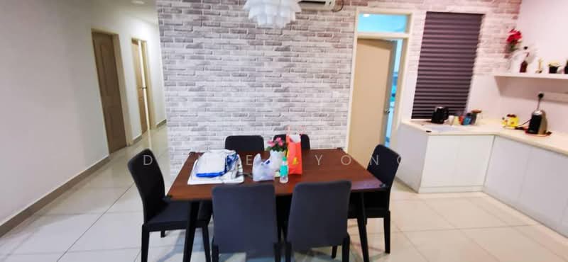 Apartment for Sale at Austin Suites (Permata Austin) - Daniel Yong - Dining Room - PropertyGuru.com.my