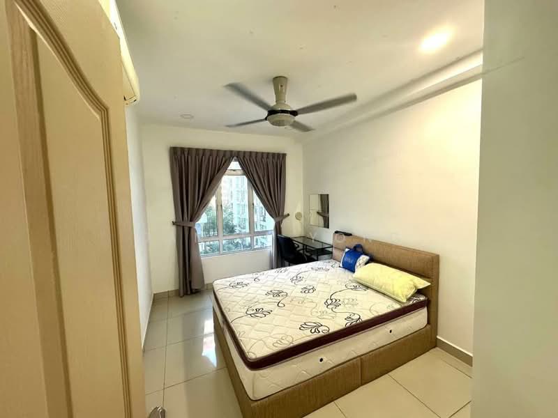 Apartment for Sale at Austin Suites (Permata Austin) - Daniel Yong - Bedroom - PropertyGuru.com.my