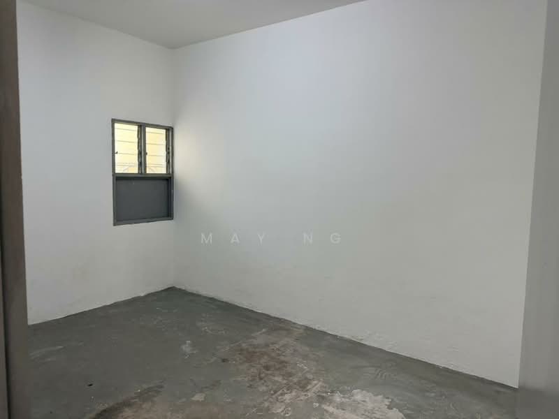 Rumah Teres 1 Tingkat untuk Dijual di Kampung Bersatu (Puchong) - May Ng - 2nd Room - PropertyGuru.com.my