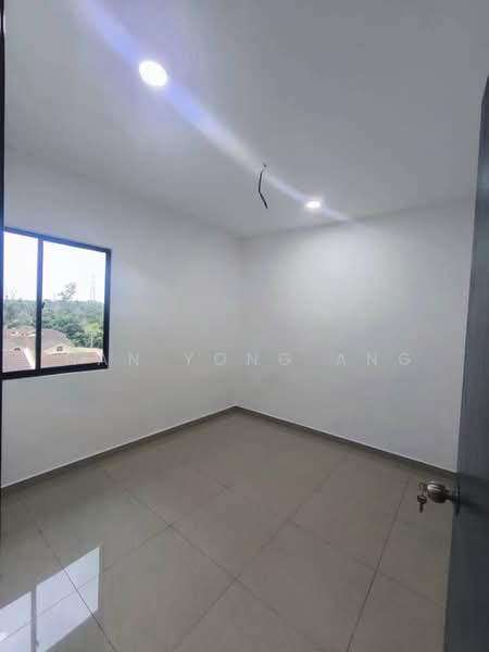 Flat for Sale at Bandar Selesa Jaya - Han Yong Ang - Interior - PropertyGuru.com.my
