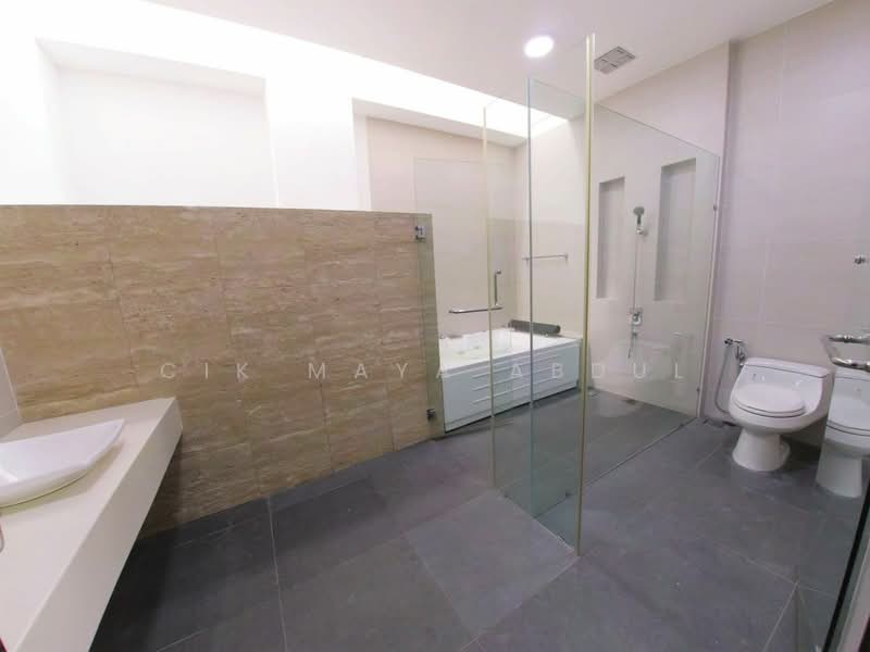 Twin Villa for Sale in Taman Melawati (Ulu Kelang) - Cik Maya Abdul - Bathroom - PropertyGuru.com.my