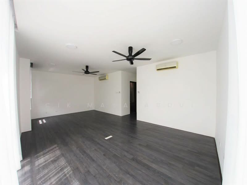 Twin Villa for Sale in Taman Melawati (Ulu Kelang) - Cik Maya Abdul - Living Room - PropertyGuru.com.my