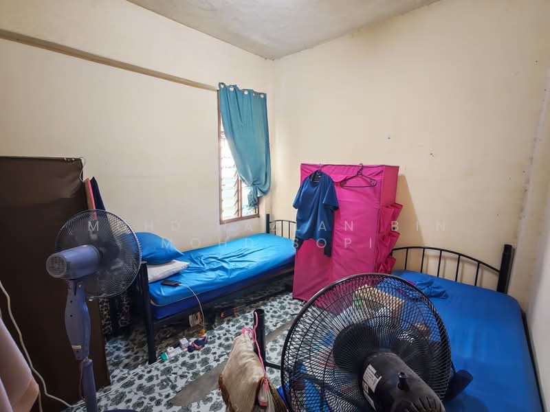Rumah Flat untuk Dijual di Taman Medan 32 - Mohd Hazlan bin Mohd Sopi - PropertyGuru.com.my