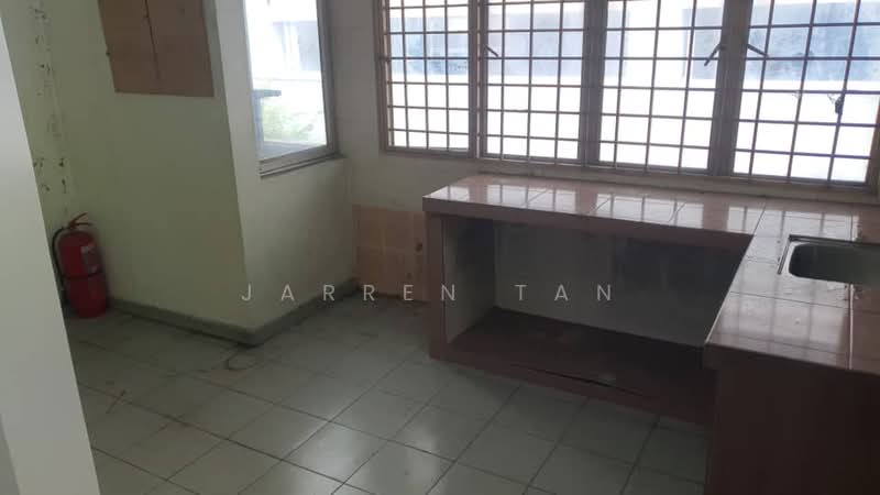 Shop for Sale in Batu Caves (Selangor) - Jarren Tan - Kitchen - PropertyGuru.com.my