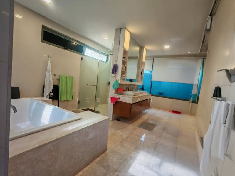 Semi-Detached House for Sale in Kepong (Kuala Lumpur) - Tess Tan - Bathroom - PropertyGuru.com.my
