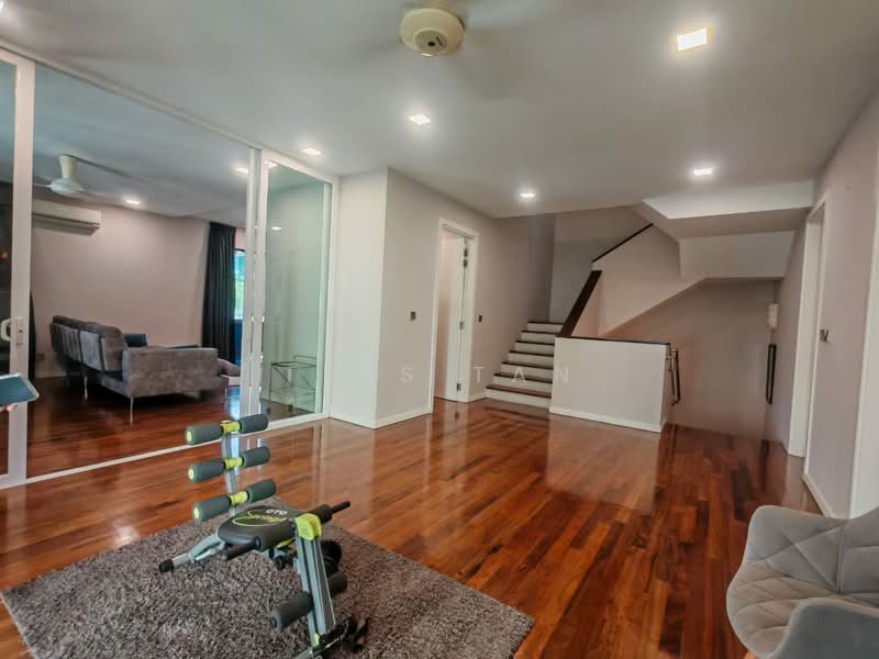 Semi-Detached House for Sale in Kepong (Kuala Lumpur) - Tess Tan - Living Room - PropertyGuru.com.my