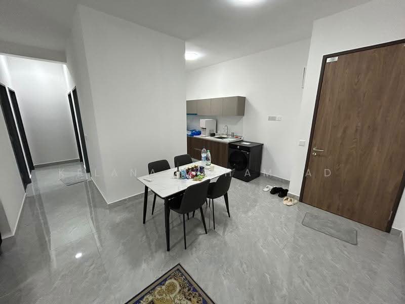 Service Residence for Rent at Altris Residences @ The Quartz WM - Kelana Mohammad - Dining room - PropertyGuru.com.my
