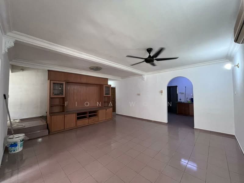 2-storey Terraced House for Sale in Taman Malim Jaya (Bachang) - Fiona Woon - Living Room - PropertyGuru.com.my