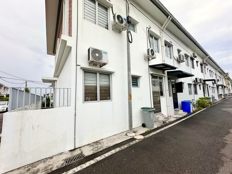 2-storey Terraced House for Sale in Bandar Indahpura (Kulai) - Agnes Chin - Exterior - PropertyGuru.com.my