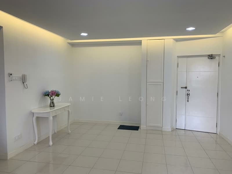 Kondominium untuk Disewa di Vista Kiara - Jamie Leong - Entrance - PropertyGuru.com.my