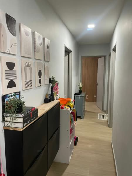 Apartment for Sale at Impian Senibong Apartment - Steve Tey - Corridor - PropertyGuru.com.my