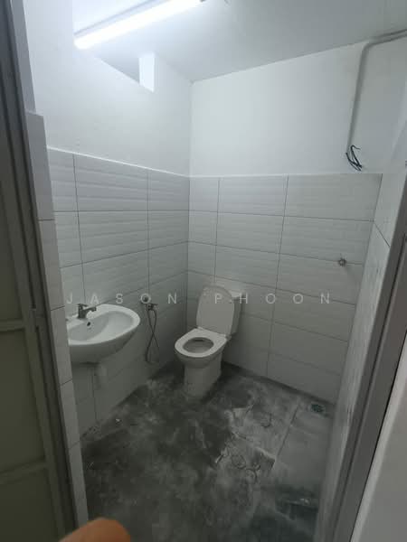 Kedai untuk Disewa di George Town (Penang) - Jason Phoon - Bathroom - PropertyGuru.com.my