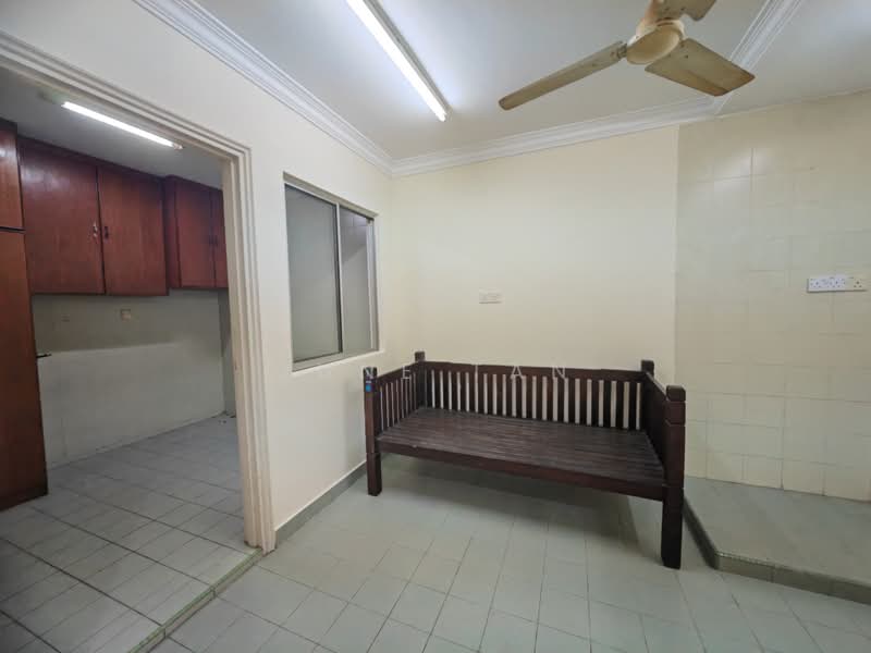 2-storey Terraced House for Sale in Taman Universiti Indah (Seri Kembangan) - June Tan - PropertyGuru.com.my