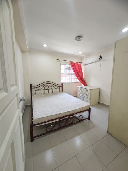 2-storey Terraced House for Sale in Taman Universiti Indah (Seri Kembangan) - June Tan - PropertyGuru.com.my