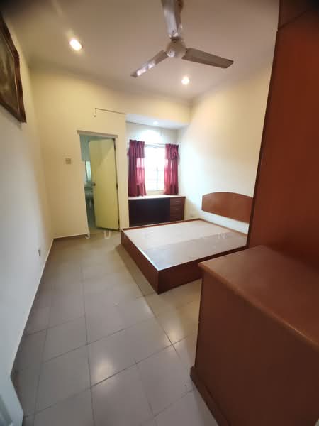 2-storey Terraced House for Sale in Taman Universiti Indah (Seri Kembangan) - June Tan - PropertyGuru.com.my