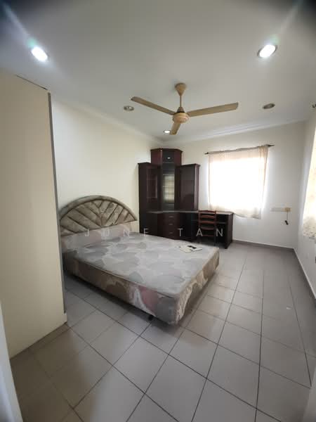 2-storey Terraced House for Sale in Taman Universiti Indah (Seri Kembangan) - June Tan - PropertyGuru.com.my