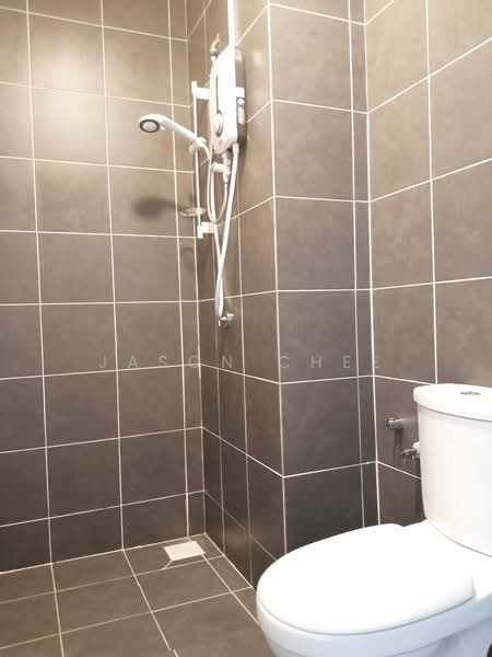Servis Apartment untuk Disewa di The Zizz @ Damansara North - Jason Chee - Bathroom - PropertyGuru.com.my