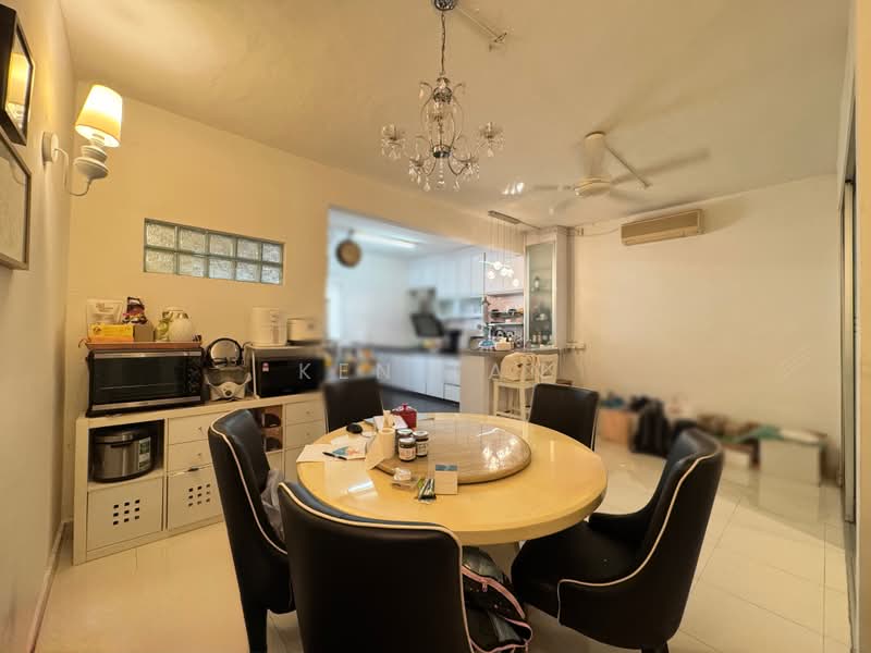 2-storey Terraced House for Sale in Taman Universiti Indah (Seri Kembangan) - KEN TAN - Dining Room - PropertyGuru.com.my