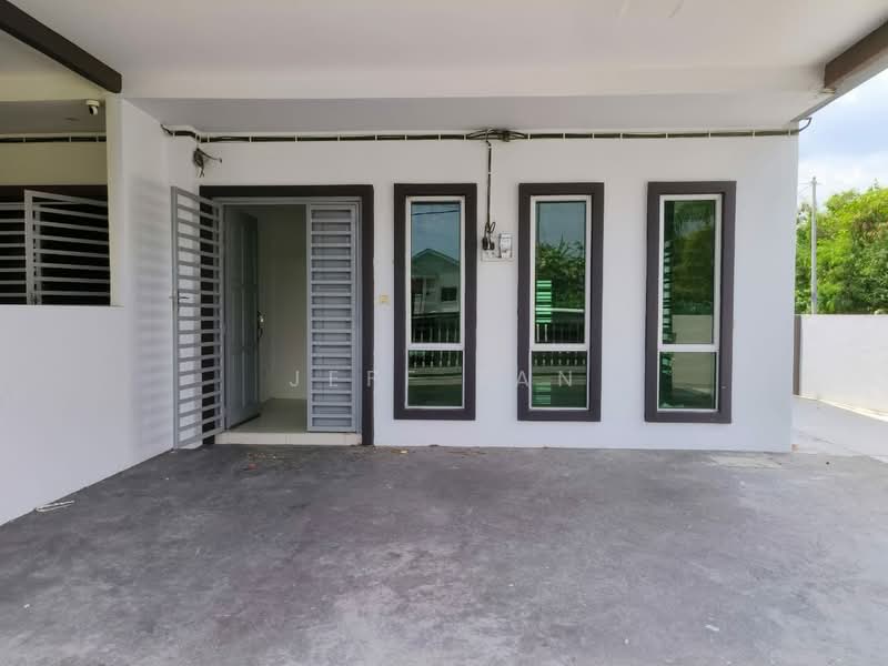 2-storey Terraced House for Sale in Menglembu (Perak) - Jeff Tan - Exterior - PropertyGuru.com.my