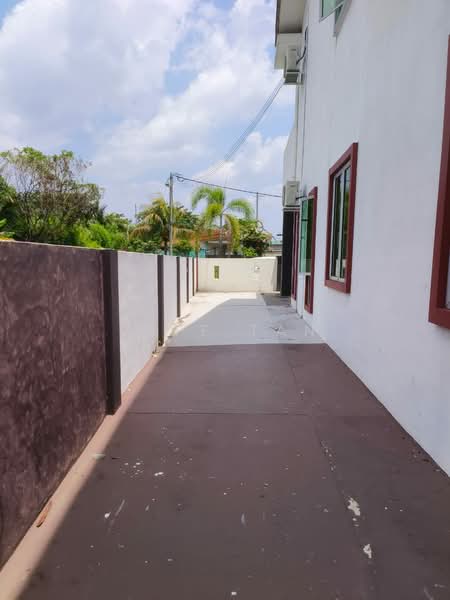 2-storey Terraced House for Sale in Menglembu (Perak) - Jeff Tan - Exterior - PropertyGuru.com.my