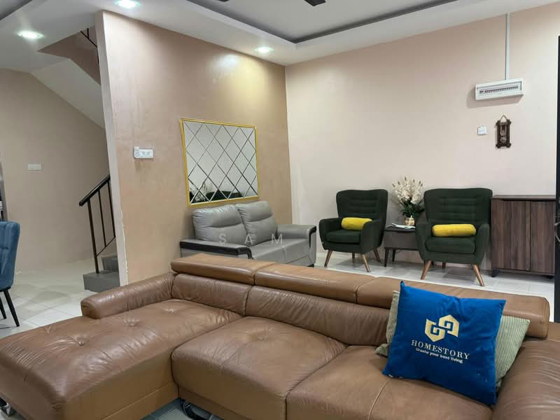 Rumah Teres 2 Tingkat untuk Disewa di Taman Meru (Ipoh) - Sam . - Living Room - PropertyGuru.com.my