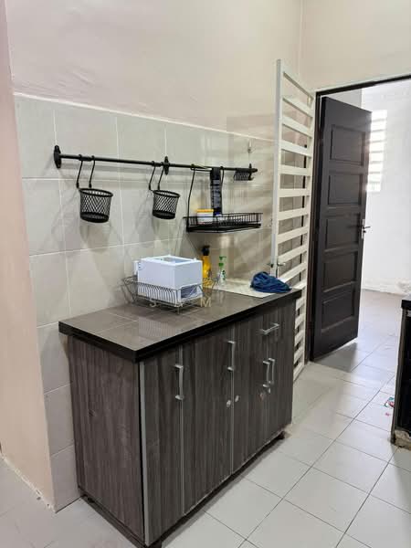 Rumah Teres 2 Tingkat untuk Disewa di Taman Meru (Ipoh) - Sam . - Kitchen - PropertyGuru.com.my