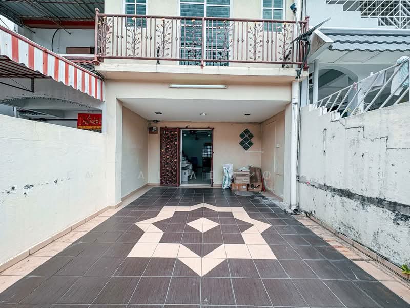 Rumah Teres 2 Tingkat untuk Dijual di Taman Sri Gombak (Gombak) - Faisal Abu Omar - Exterior - PropertyGuru.com.my